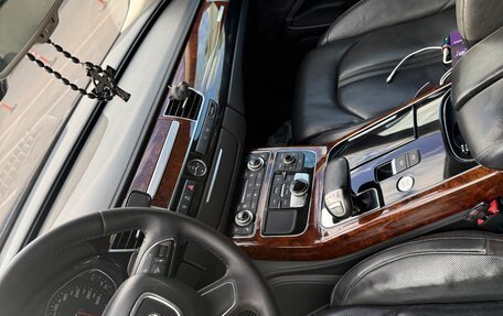 Audi A8, 2011 год, 1 200 000 рублей, 7 фотография