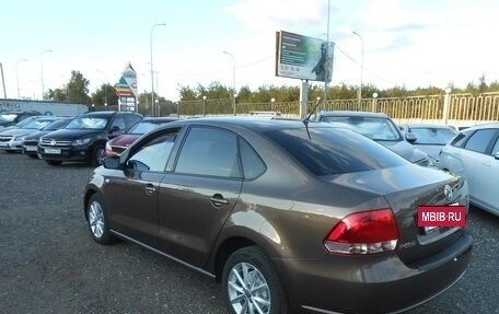 Volkswagen Polo VI (EU Market), 2015 год, 950 000 рублей, 2 фотография