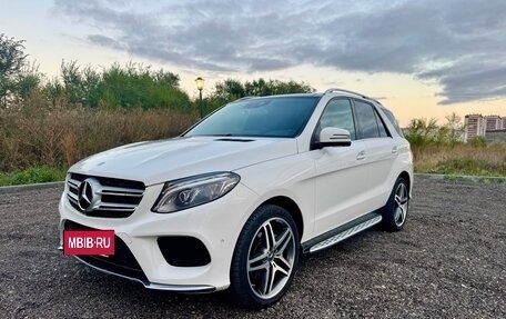 Mercedes-Benz GLE, 2016 год, 3 700 000 рублей, 2 фотография
