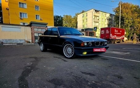 BMW 5 серия, 1990 год, 1 500 000 рублей, 3 фотография