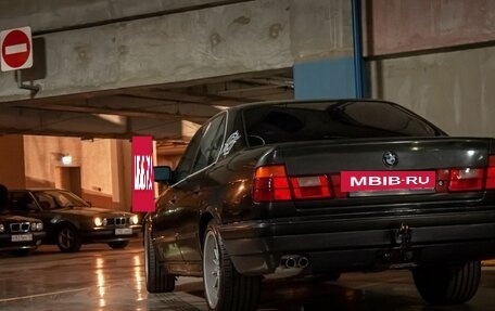 BMW 5 серия, 1990 год, 1 500 000 рублей, 2 фотография