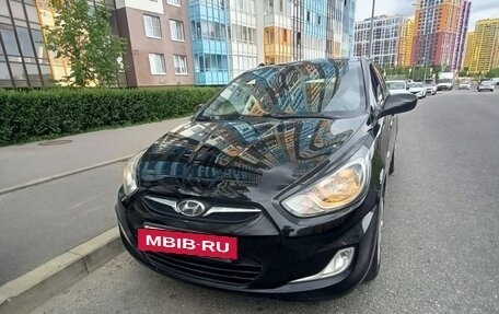 Hyundai Solaris II рестайлинг, 2013 год, 720 000 рублей, 3 фотография