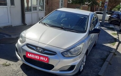 Hyundai Solaris II рестайлинг, 2011 год, 870 000 рублей, 1 фотография
