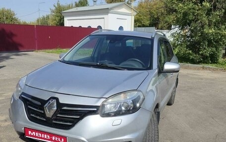 Renault Koleos I рестайлинг 2, 2014 год, 900 000 рублей, 1 фотография