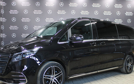 Mercedes-Benz V-Класс, 2024 год, 18 600 000 рублей, 1 фотография
