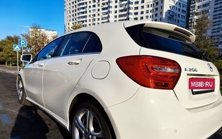 Mercedes-Benz A-Класс, 2013 год, 1 330 000 рублей, 6 фотография