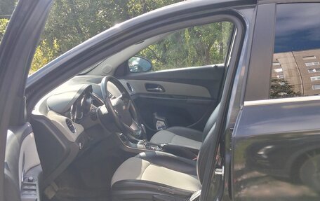 Chevrolet Cruze II, 2013 год, 990 000 рублей, 3 фотография