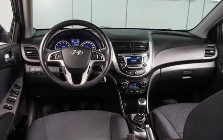Hyundai Solaris II рестайлинг, 2016 год, 999 000 рублей, 6 фотография