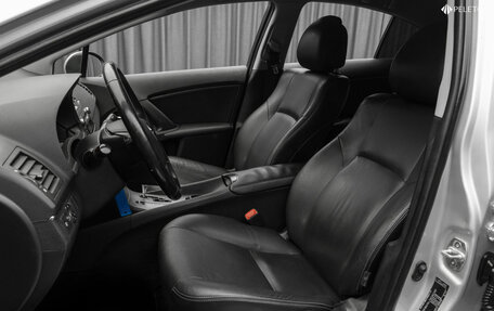 Toyota Avensis III рестайлинг, 2011 год, 1 180 000 рублей, 11 фотография