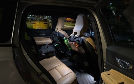 Volvo V60 Cross Country II, 2019 год, 3 350 000 рублей, 10 фотография