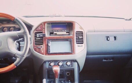 Mitsubishi Pajero III рестайлинг, 2004 год, 900 000 рублей, 9 фотография