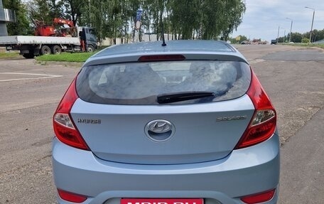 Hyundai Solaris II рестайлинг, 2013 год, 1 000 000 рублей, 2 фотография