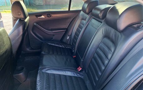 Volkswagen Jetta VI, 2013 год, 1 140 000 рублей, 11 фотография