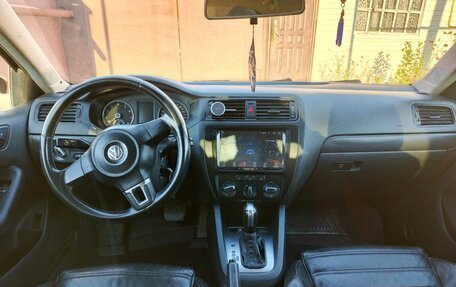 Volkswagen Jetta VI, 2013 год, 1 140 000 рублей, 15 фотография