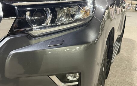 Toyota Land Cruiser Prado 150 рестайлинг 2, 2018 год, 3 550 000 рублей, 3 фотография