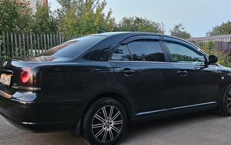Toyota Avensis III рестайлинг, 2004 год, 550 000 рублей, 2 фотография
