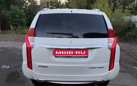 Mitsubishi Pajero Sport III рестайлинг, 2018 год, 2 800 000 рублей, 5 фотография