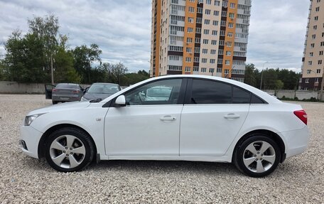 Chevrolet Cruze II, 2012 год, 635 000 рублей, 4 фотография