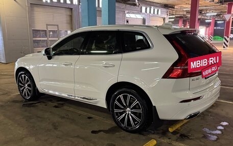 Volvo XC60 II, 2018 год, 3 250 000 рублей, 2 фотография