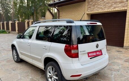 Skoda Yeti I рестайлинг, 2014 год, 1 400 000 рублей, 5 фотография