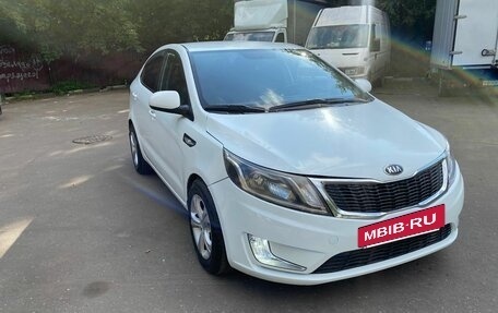 KIA Rio III рестайлинг, 2012 год, 550 000 рублей, 2 фотография