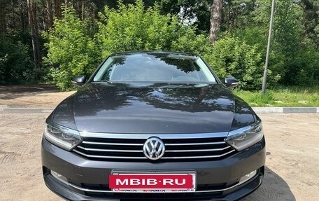 Volkswagen Passat B8 рестайлинг, 2019 год, 2 280 000 рублей, 5 фотография