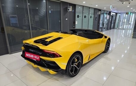 Lamborghini Huracán, 2023 год, 27 440 000 рублей, 2 фотография