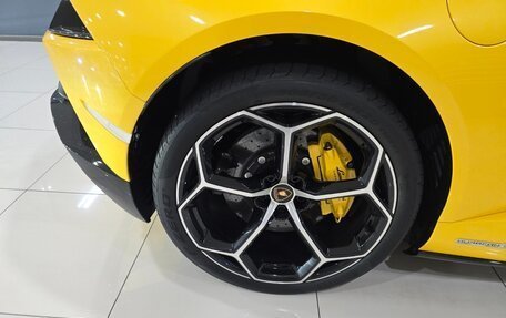 Lamborghini Huracán, 2023 год, 27 440 000 рублей, 9 фотография