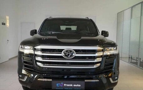 Toyota Land Cruiser, 2025 год, 13 700 000 рублей, 3 фотография