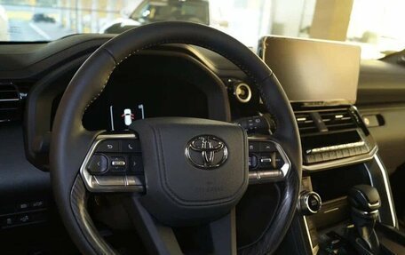 Toyota Land Cruiser, 2025 год, 13 700 000 рублей, 8 фотография