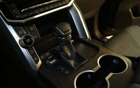Toyota Land Cruiser, 2025 год, 13 700 000 рублей, 12 фотография