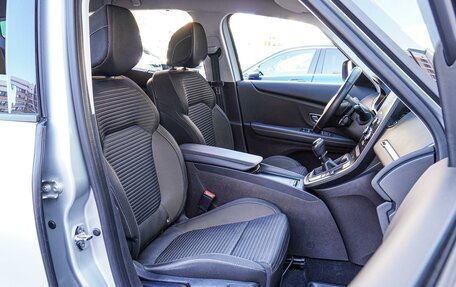 Renault Scenic IV, 2019 год, 1 950 000 рублей, 8 фотография