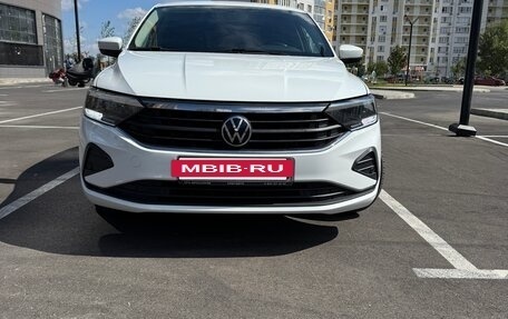 Volkswagen Polo VI (EU Market), 2021 год, 1 560 000 рублей, 2 фотография