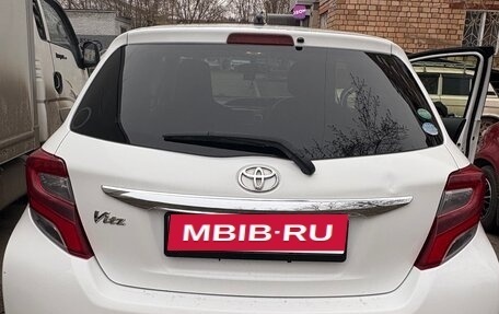 Toyota Vitz, 2015 год, 820 000 рублей, 5 фотография