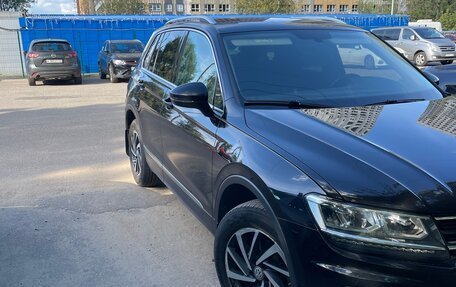 Volkswagen Tiguan II, 2018 год, 2 500 000 рублей, 6 фотография