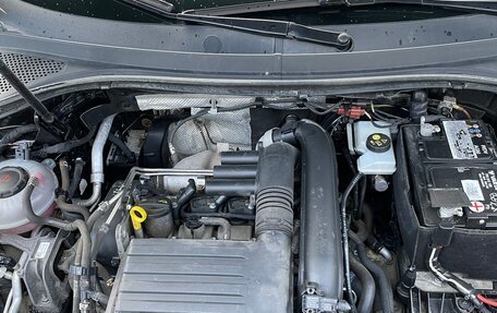 Volkswagen Tiguan II, 2018 год, 2 500 000 рублей, 10 фотография