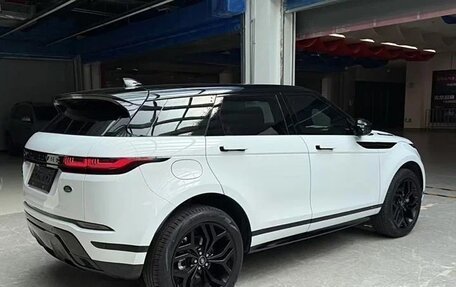 Land Rover Range Rover Evoque II, 2022 год, 3 000 000 рублей, 4 фотография