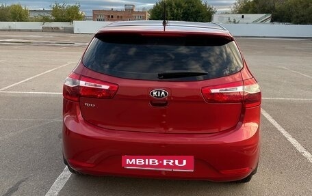 KIA Rio III рестайлинг, 2014 год, 980 000 рублей, 2 фотография