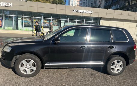Volkswagen Touareg III, 2004 год, 600 000 рублей, 3 фотография