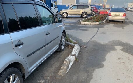 Volkswagen Touran III, 2012 год, 1 100 000 рублей, 3 фотография