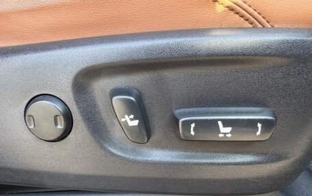 Toyota Land Cruiser Prado 150 рестайлинг 2, 2021 год, 3 700 000 рублей, 16 фотография
