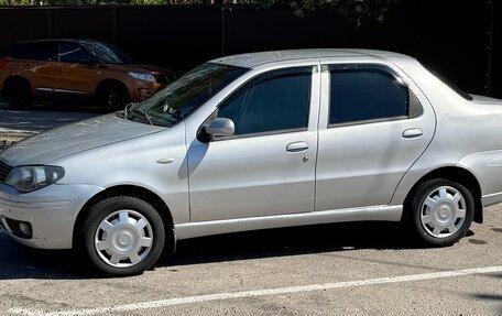 Fiat Albea I рестайлинг, 2010 год, 302 000 рублей, 2 фотография