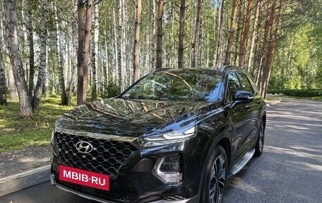 Hyundai Santa Fe IV, 2019 год, 2 800 000 рублей, 3 фотография