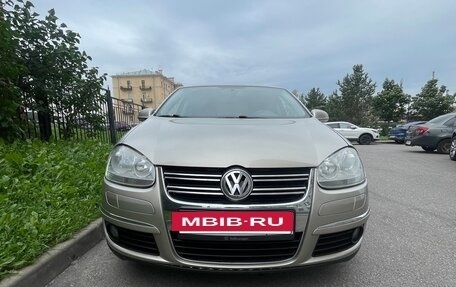 Volkswagen Jetta VI, 2008 год, 570 000 рублей, 3 фотография