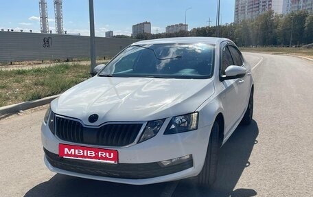 Skoda Octavia, 2019 год, 1 300 000 рублей, 5 фотография