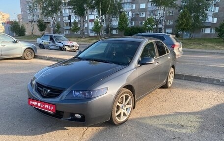 Honda Accord VII рестайлинг, 2004 год, 580 000 рублей, 2 фотография