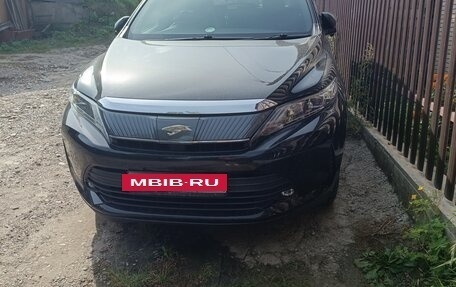 Toyota Harrier, 2019 год, 2 600 000 рублей, 2 фотография
