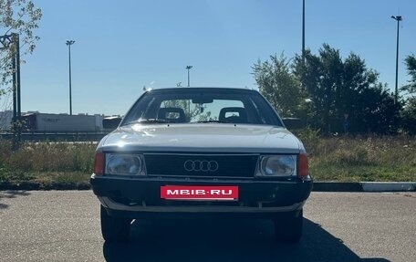 Audi 100, 1986 год, 220 000 рублей, 2 фотография