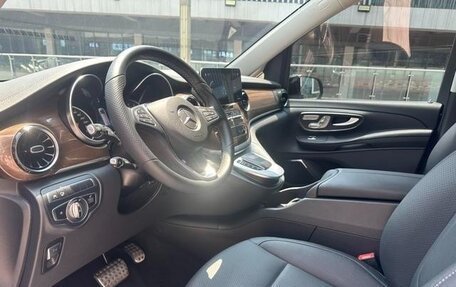 Mercedes-Benz V-Класс, 2021 год, 4 350 017 рублей, 7 фотография