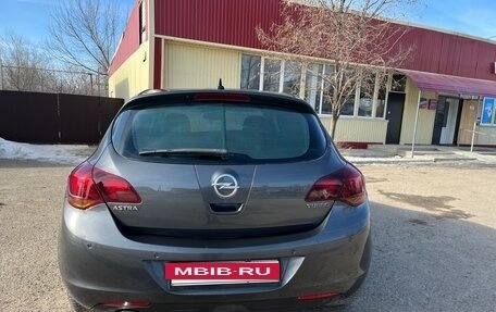 Opel Astra J, 2011 год, 799 999 рублей, 6 фотография